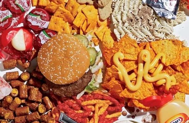 Πώς η καθιστική ζωή και το κακό φαγητό έχουν επιβλαβείς συνέπειες στον εγκέφαλό μας